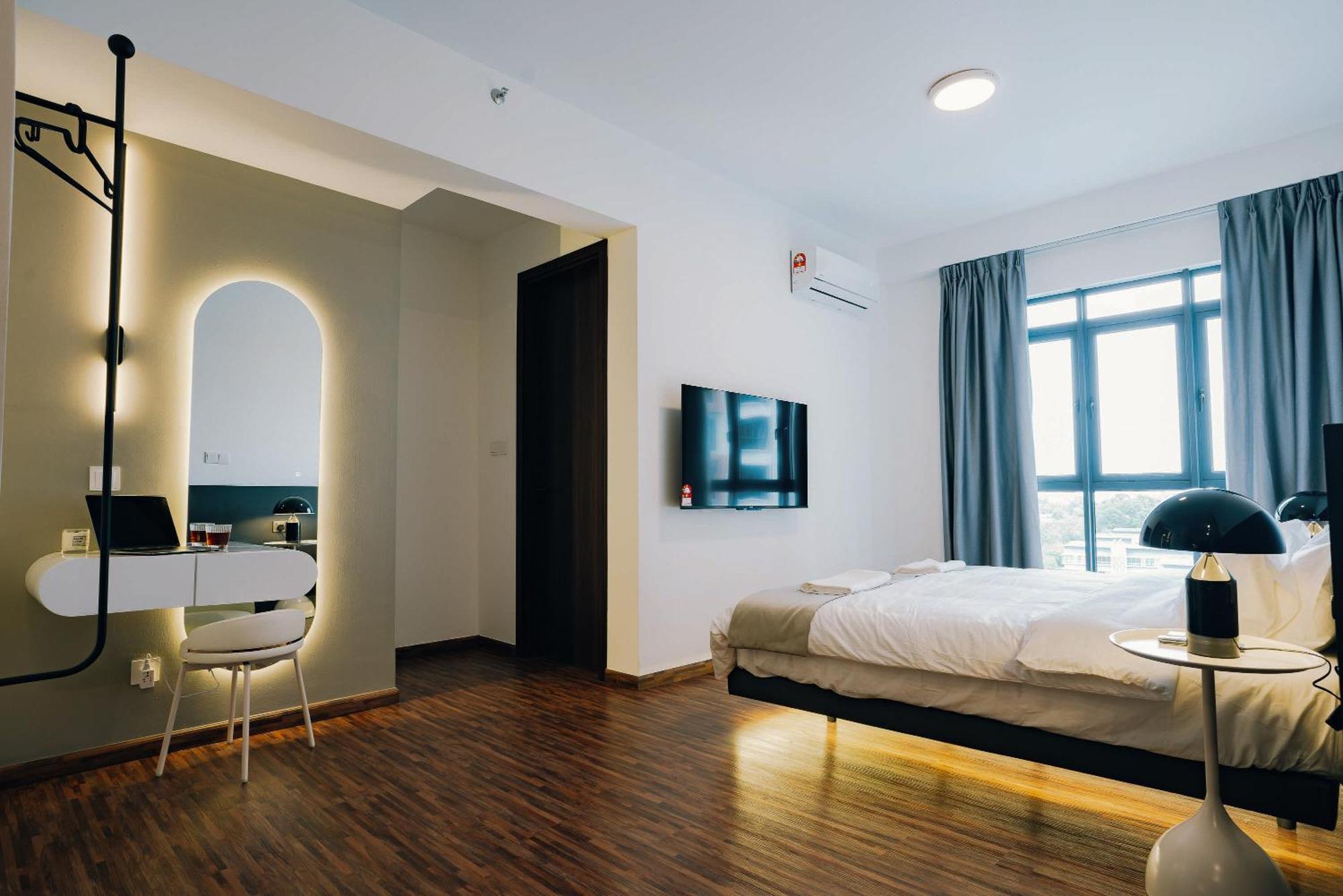 K Avenue Tower B By The Pillow House, 5 Minutes To Kkia Airport Apartment
