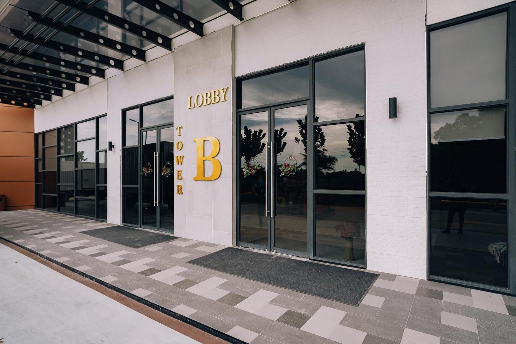 K Avenue Tower B By The Pillow House, 5 Minutes To Kkia Airport Apartment *